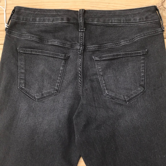 UNIVERSAL THREAD - Picture 2 of 8